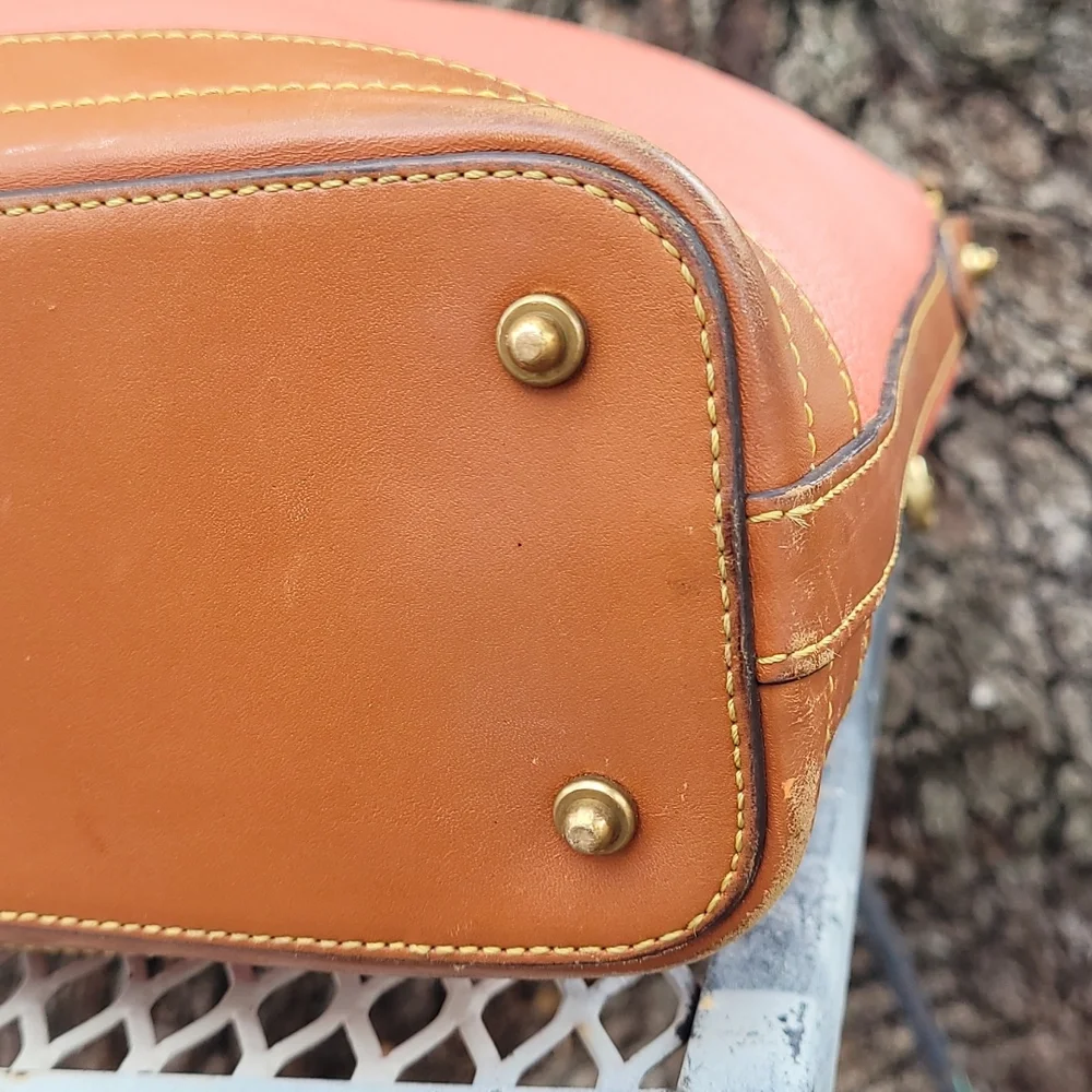 Vintage Dooney & Bourke AWL Sweet Peachy Hobo - Picture 9 of 16
